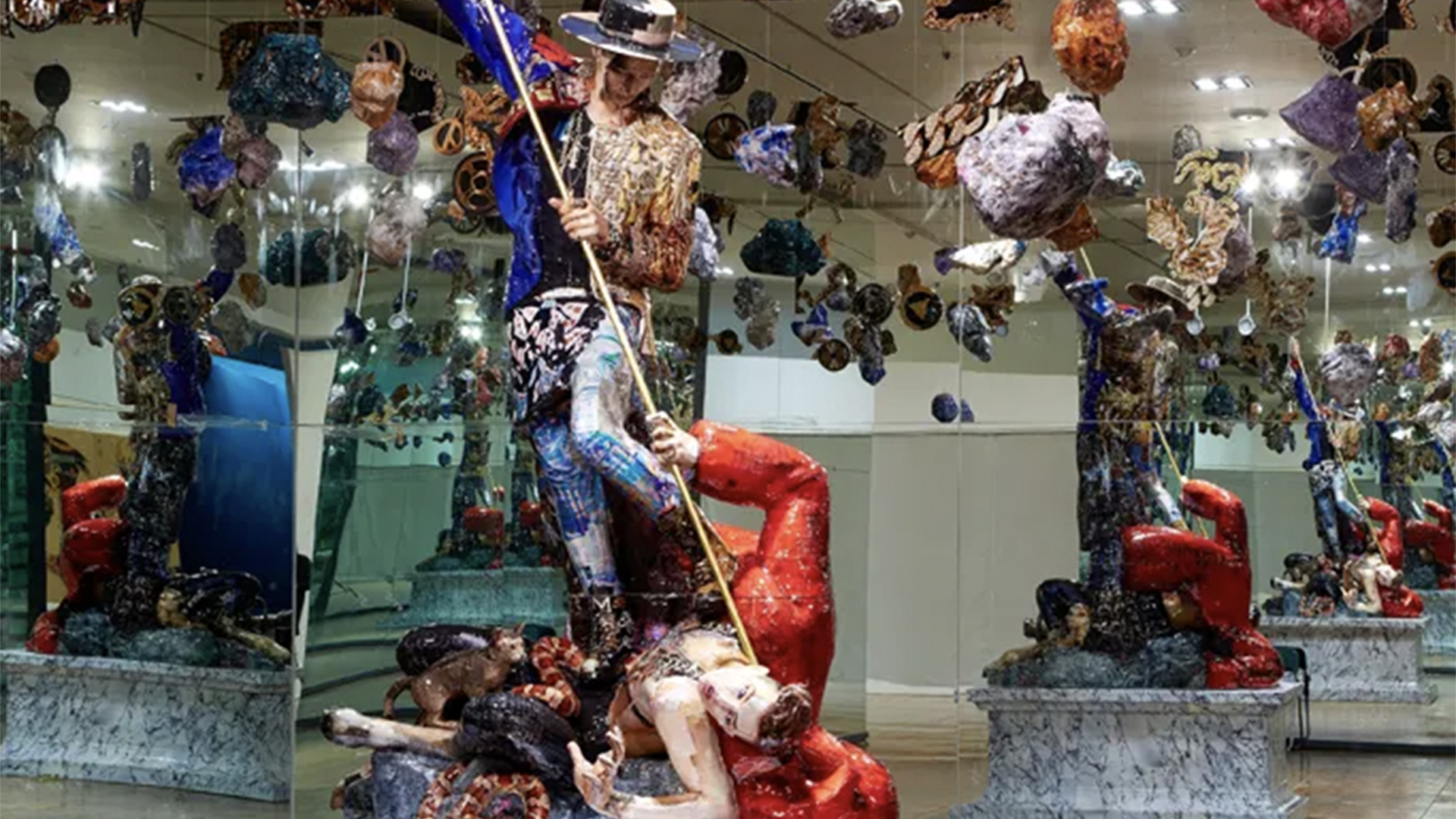 Sculpture of two men fighting